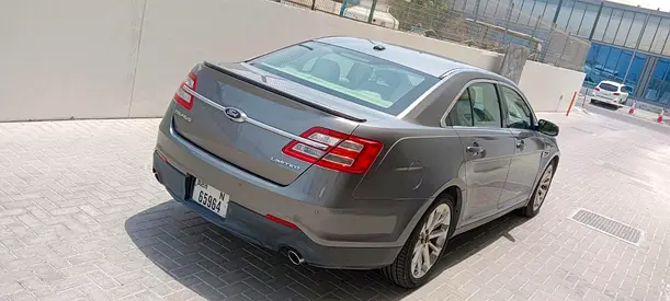 2013 FORD TAURUS photo 3