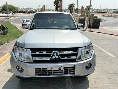 Mitsubishi Pajero 2013 GLX GCC Specs
