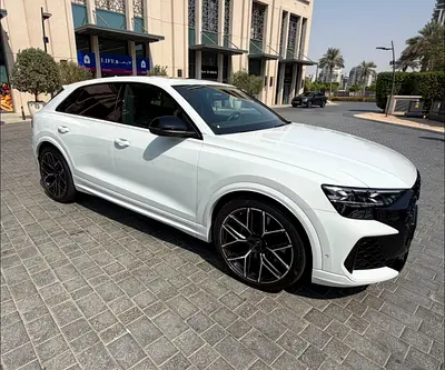 2025 AUDI RS Q8 photo 5