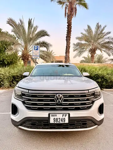 Lady driven, Volkswagen Teramont Comfortline 2024 GCC Specs