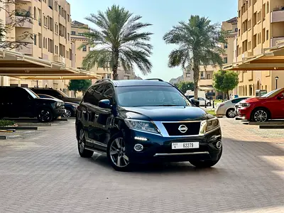 Well Maintained 2015 Nissan Pathfinder S - GCC Specs