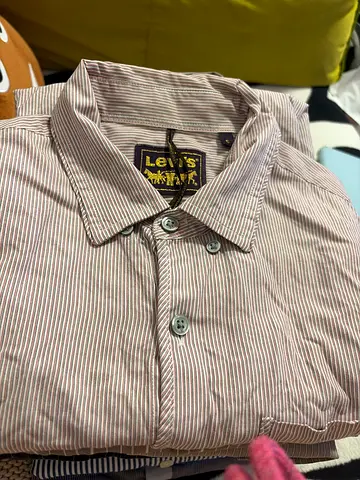 Levi's striped long-sleeve button-up shirt, size M