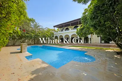 Large Plot & Pool l Single Row l Spacious