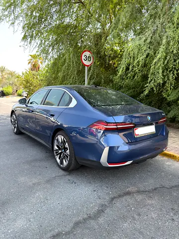 2026 BMW 5-SERIES 照片 6