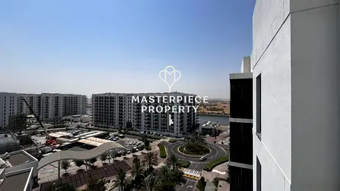 Canal and SeaWorld View | Vacant | High Floor