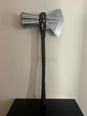 Marvel Legends Thor Stormbreaker Axe – 1:1 Scale Premium Electronic Prop Replica (Pristine Condition