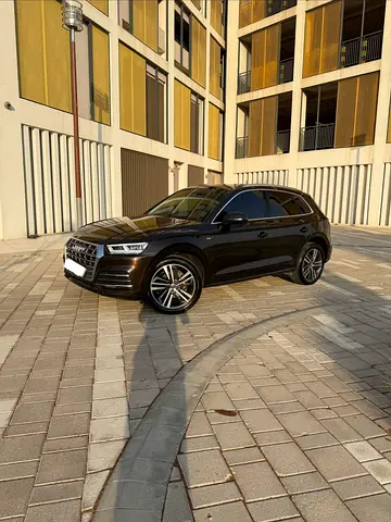 AUDI Q5 S-LINE 2020 GCC SPECS FOR SALE