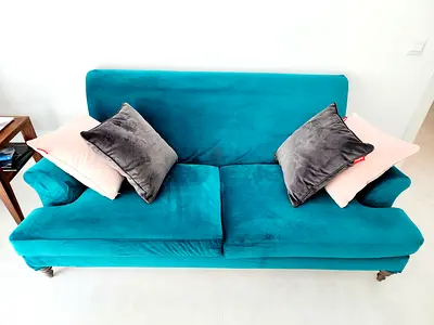 Crate&Barrel Velvet 2-Seater Sofa in Perfect Condition