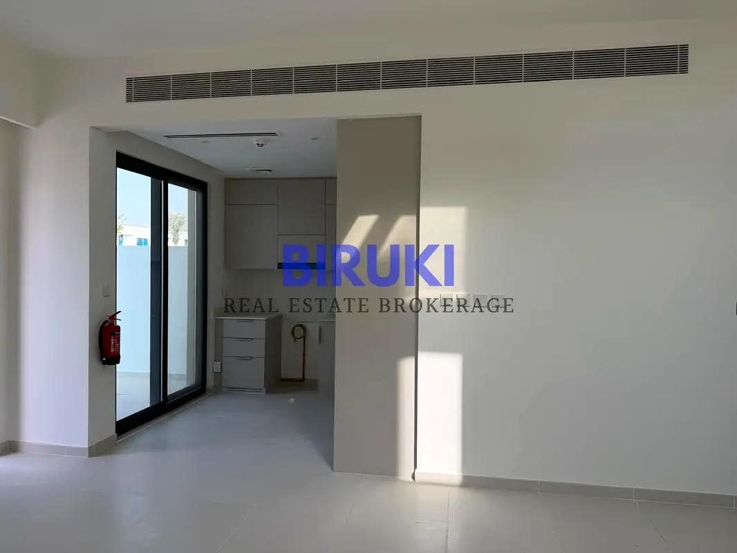 Prime Location | Genuine Resale | 3 Bedroom