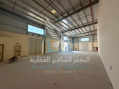 مستودع مساحه 6000 الف قدم مربع | كهرباء 32 كيلو | جديد كليا | نظام حريق كامل | مساحه تحميل وتفريغ