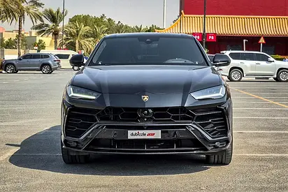 2020 Lamborghini URUS photo 2