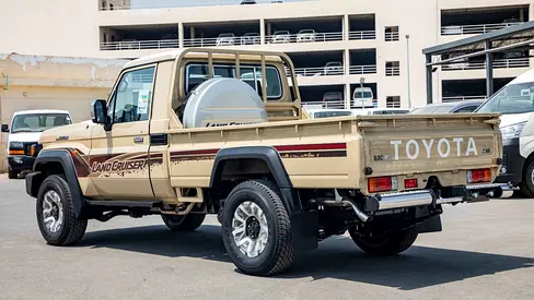 صورة 7 لـ 2026 Toyota LAND CRUISER 70 SERIES