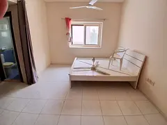 Lavish studio good building near Muwailah bus stop rent 19k
