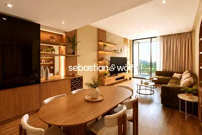 Exclusive | Upgraded | High Floor Apt