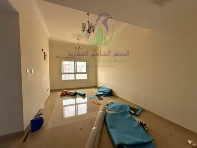 شقة غرفة وصالة للإيجار السنوي في المجاز اثنين الشارقة شارع جمال عبد الناصر غرفة ماستر بلكونة حمامان وباركينغ مجاني