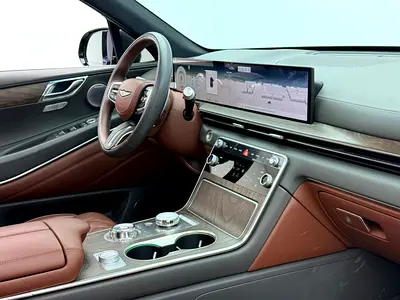 2025 Genesis GV80 photo 7