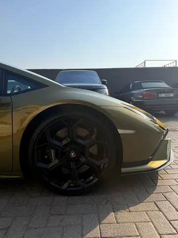 صورة 7 لـ 2024 Lamborghini HURACAN
