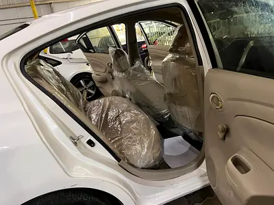 2019 Nissan SUNNY thumbnail 13