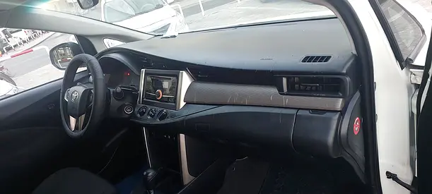 صورة 13 لـ 2019 Toyota INNOVA