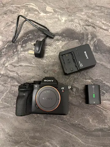 Sony A7r vi series with charger and battery