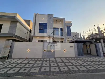 🔥 فيلا مودرن فاخرة للبيع 🔥  تملك حر لكل الجنسيات مع حق التوريث مدى الحياة! 🏡