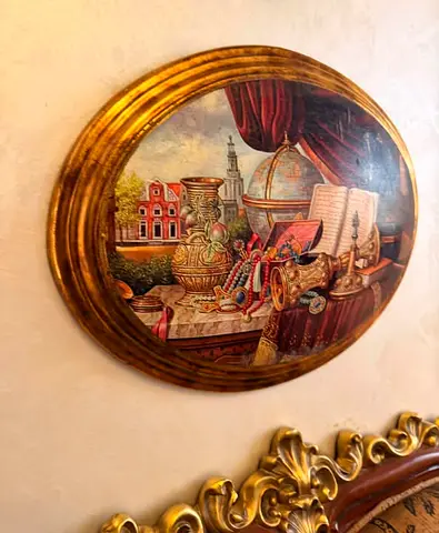 Round Vintage Still Life Wall Hanging with Ornate Gold Frame