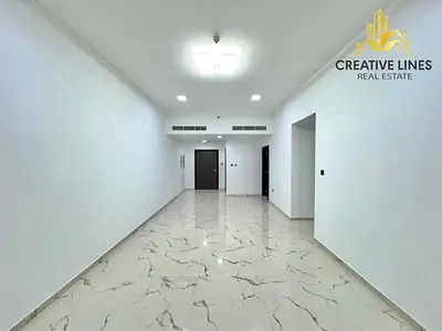 No Commission// Close Kitchen Spacious 2BHK +Store +laundry