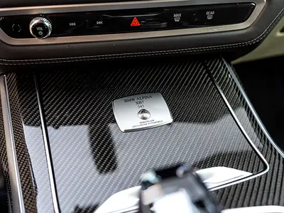 صورة 14 لـ 2024 BMW Alpina XB7