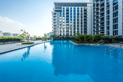 Park Access | Ready to Move | Spacious