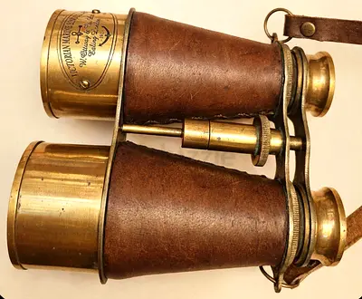 Beautiful  brand new brass leather binocular vintage style with 1km crystal clear view from london