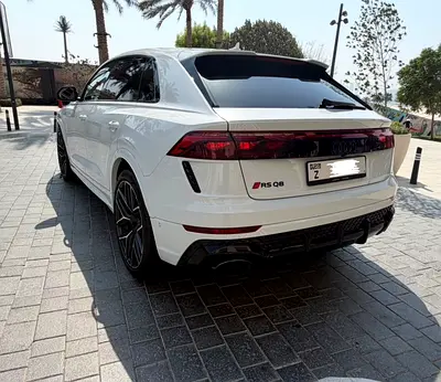 2025 AUDI RS Q8 photo 11