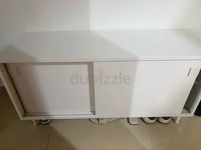 White sliding-door storage cabinet / shoe cabinet - compact