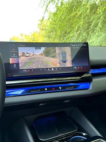 2026 BMW 5-SERIES 照片 14