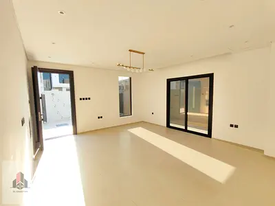 Independent villa for sale at an excellent price, including registration and ownership fees.