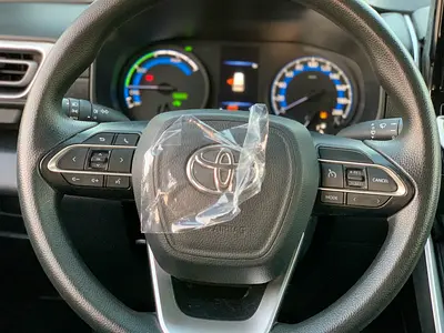 صورة 11 لـ 2025 Toyota INNOVA