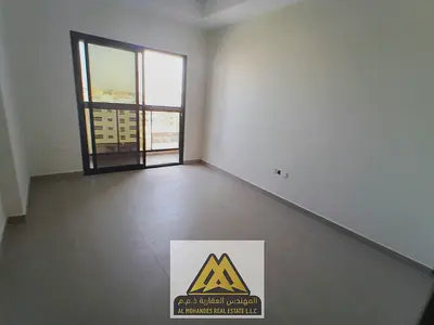 شقة غرفة وصالة أول ساكن للإيجار السنوي في الجرف 2 – عجمان | غرفة ماستر وحمّامان وتسهيلات حتى 12 دفعة فرصة مميزة جدًا للإيجار السنوي في منطقة الجرف 2 ب