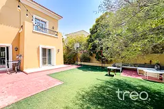 Large Plot | Upgraded | Well Maintained