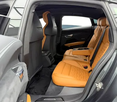 صورة مصغرة 17 لـ 2022 AUDI E-TRON GT