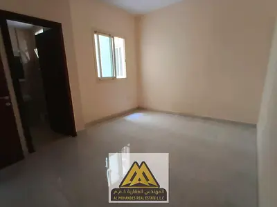 شقة غرفة وصالة متميزة للإيجار السنوي | ليورا، خلف بنك ADCB، عجمان | صالة منفصلة | 2 حمام | تكييف مركزي | 32,000 درهم على 4 أو 6 دفعات | تأمين شيك