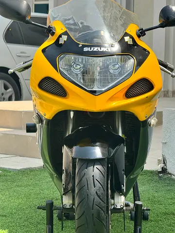 Legendary GSXR 750  2003 model