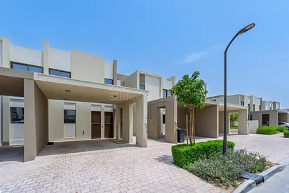 SPACIOUS 3 BR | FAMILY COMMUNITY | MOTIVATED SELLER