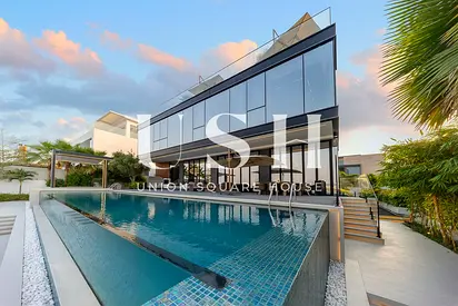 Burj Khalifa View | Waterfront Living | Lavishly Furnished