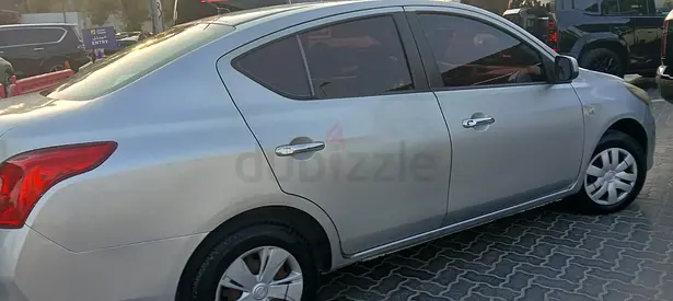 NISSAN SUNNY ,GCC CAR,FULLY AUTOMATIC VERRY GOOD CONDITION URGENT SALE !