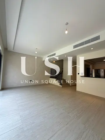 4BR Middle Unit | Family Community | G+1
