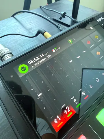 RODECaster Duo Podcast Mixer - Works Perfectly