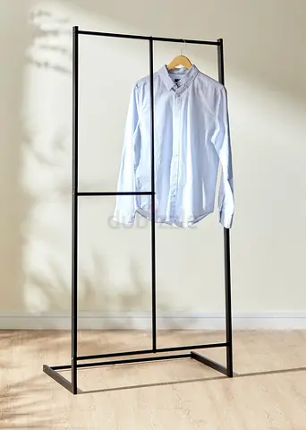 Clothes rack / clothes rail