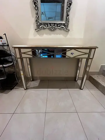 Luxury Glass Dressing/Bureau Table