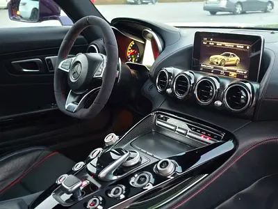 صورة 8 لـ 2016 Mercedes-BENZ AMG