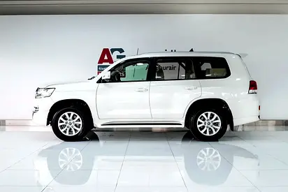صورة 7 لـ 2021 Toyota LAND CRUISER
