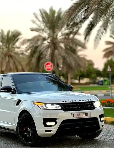 2016 Land Rover Range Rover Sport Supercharged | GCC Specs | Pristine Condition